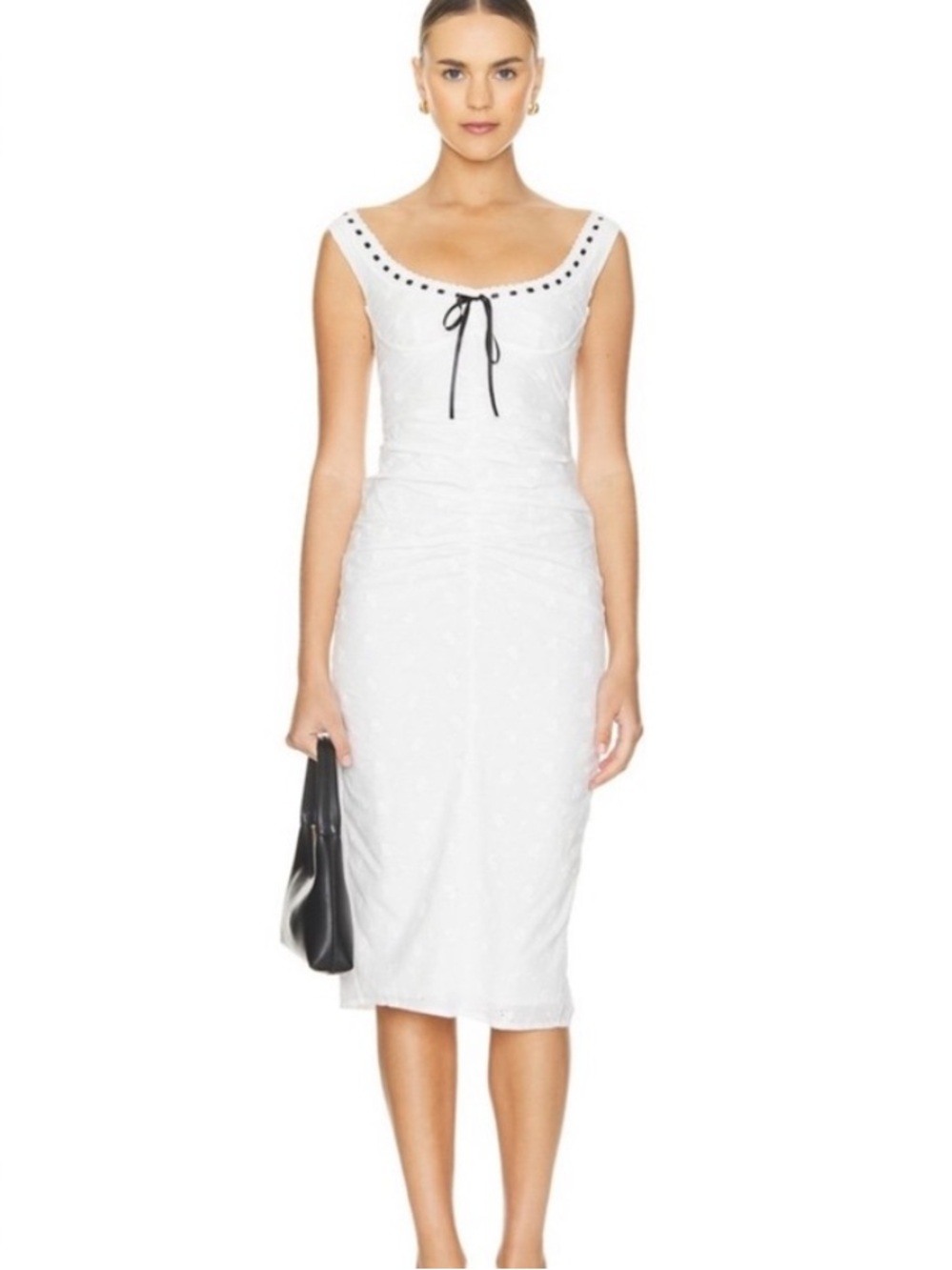 MAJORELLE White Sleeveless Top with Subtle Neckline